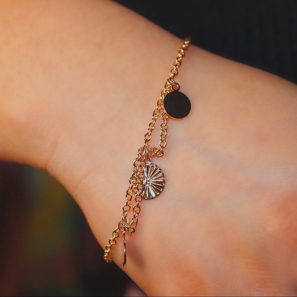 3 Pendant Bracelet - Picture 2 of 2